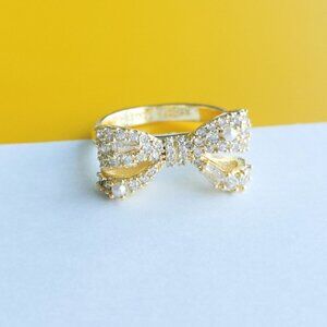 Krista Gold White Mix Bow Cocktail Ring Size 7 by Kendra Scott